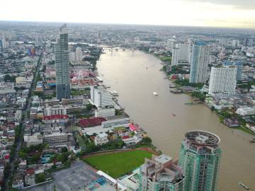 4 Bed 4 Bath 252 Sqm Condo For Sale