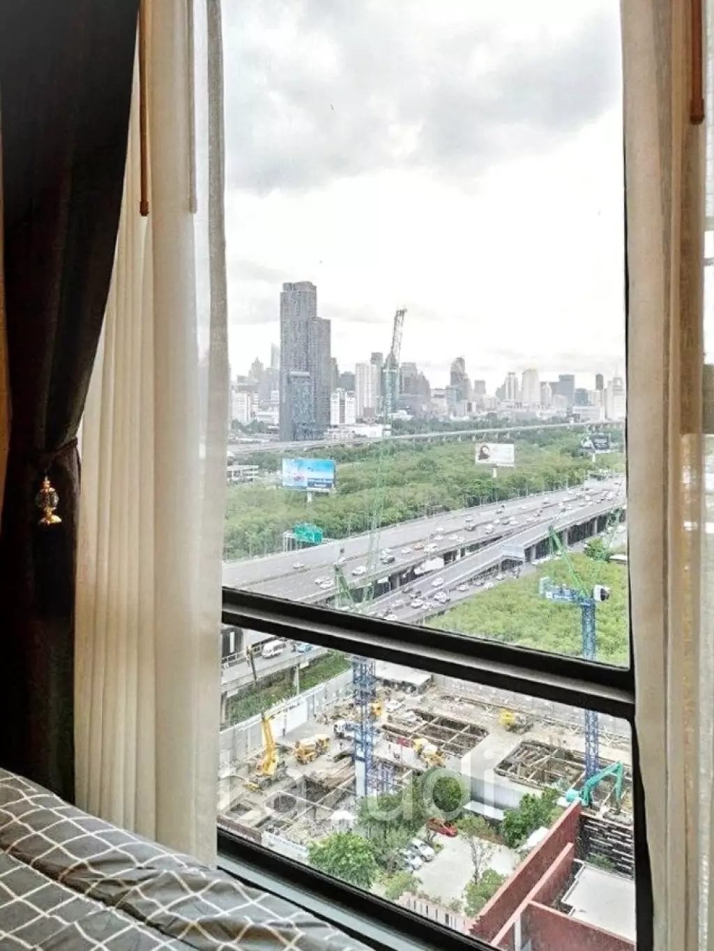 Studio 1 Bath 21 Sqm Condo For Sale