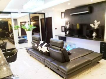 5 bedroom penthouse for sale and rent at Vista Garden