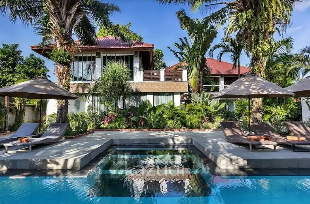 Amazing Entertainment 5 Bedroom Villa Seminyak Bali