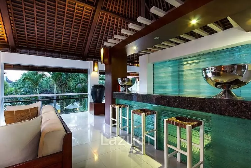 Amazing Entertainment 5 Bedroom Villa Seminyak Bali
