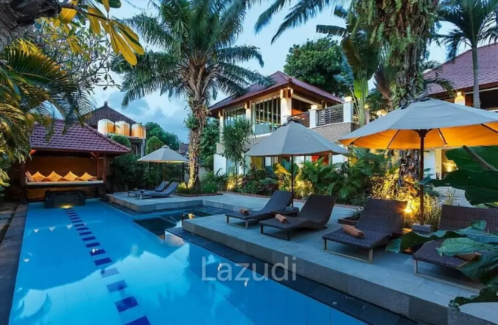 Amazing Entertainment 5 Bedroom Villa Seminyak Bali