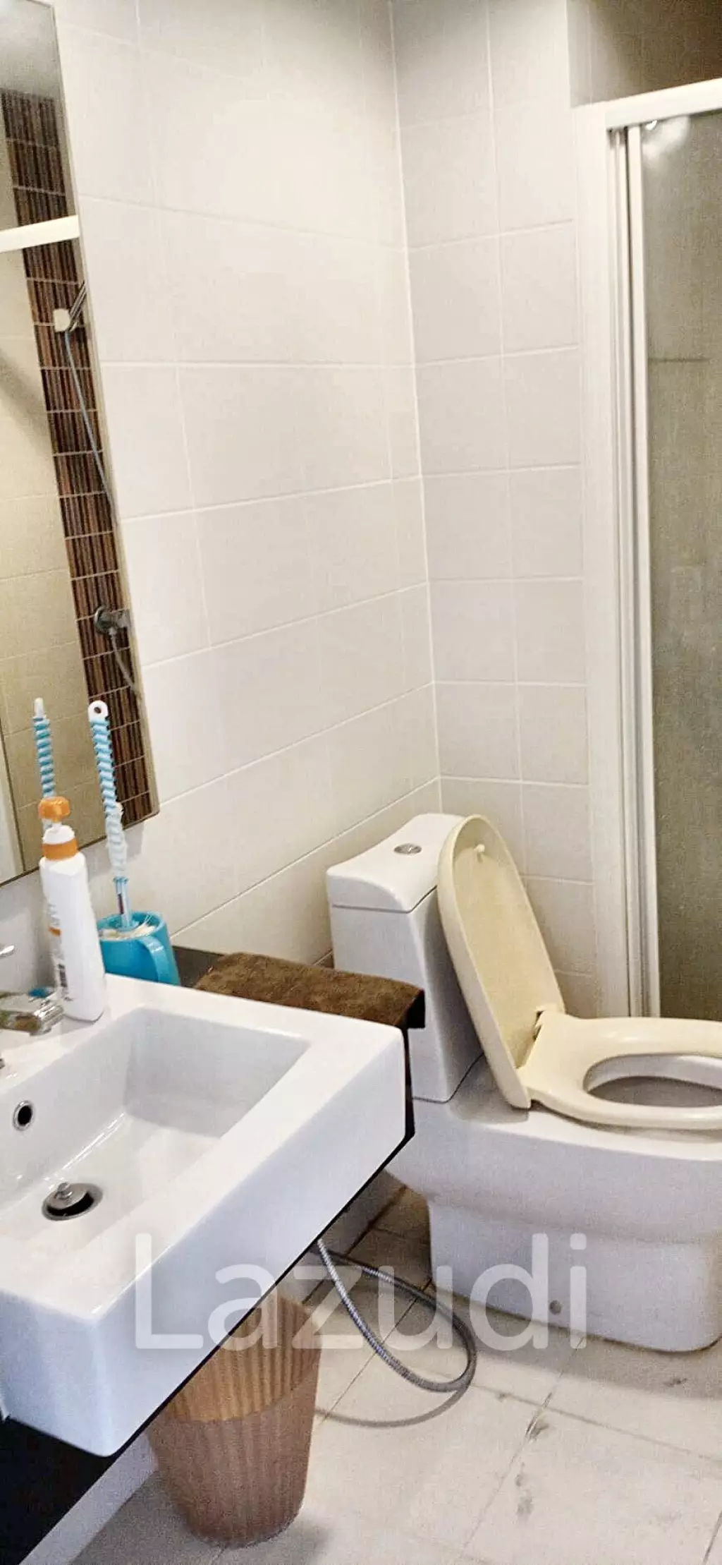 2 Bed 2 Bath 60 SQ.M Chewathai Ratchaprarop