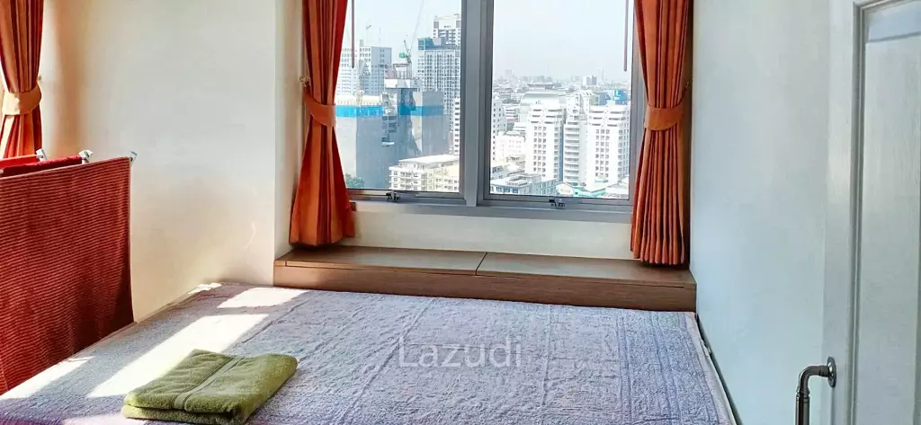 2 Bed 2 Bath 60 SQ.M Chewathai Ratchaprarop