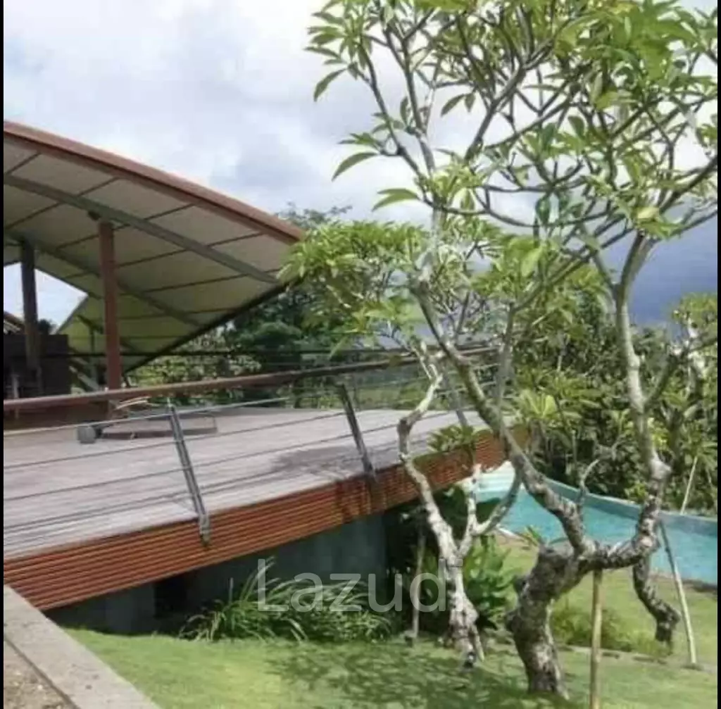 Spectacular 4 Bedroom Freehold villa full furnished in Padang Padang Bukit Pecatu