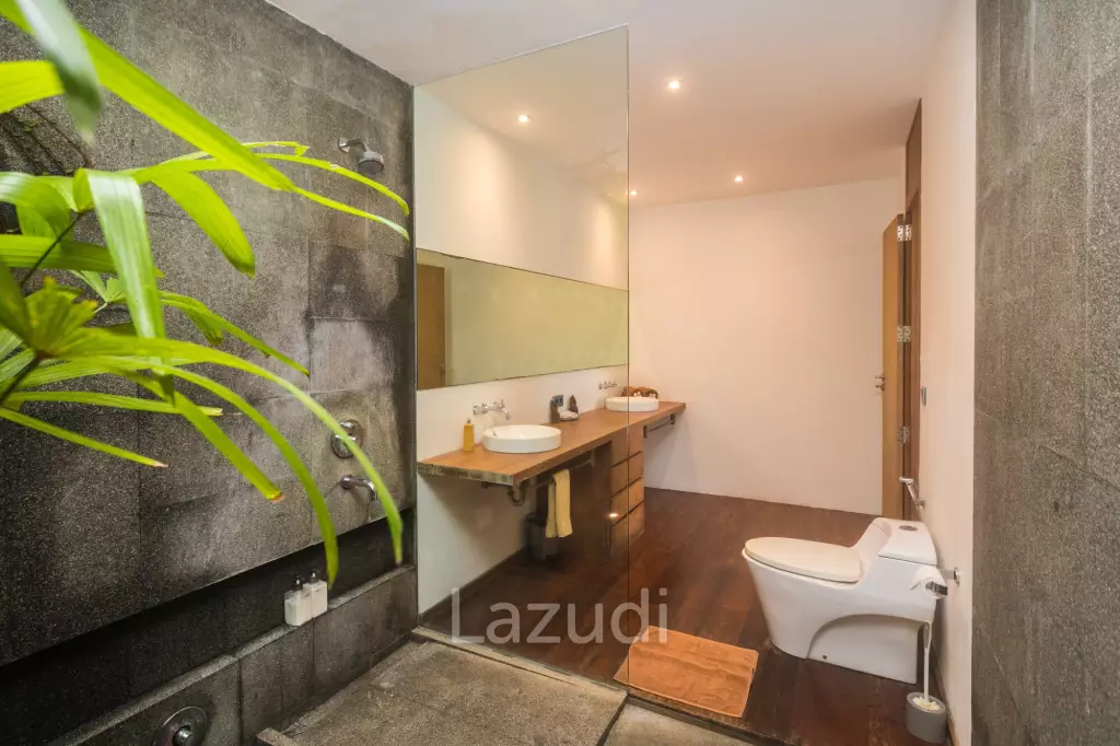 Villa 3 Kamar Tidur ROI Sangat Bagus dengan Jarak Berjalan kaki ke Pantai di Ungasan Badung Bali