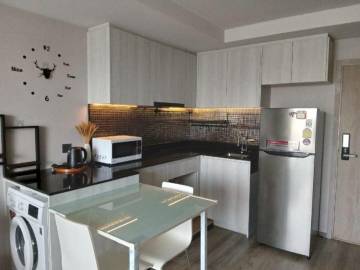 40 Sqm 1 Bed 1 Bath Condo For Sale