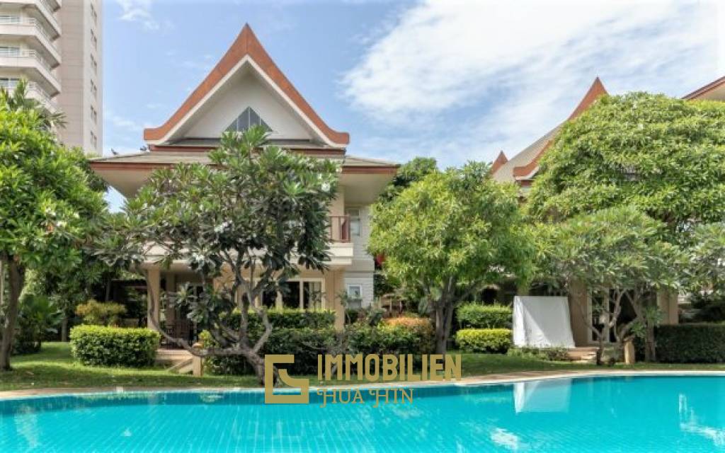 BAAN TALAY SAMRAN: 2 Storey 3 Bed Villa