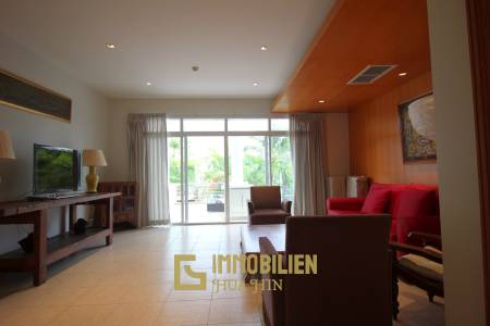 Blue Lagoon: Large 2 Bed Luxury Condo with Hotel Facilities