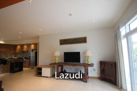 Blue Lagoon: Large 2 Bed Luxury Condo with Hotel Facilities