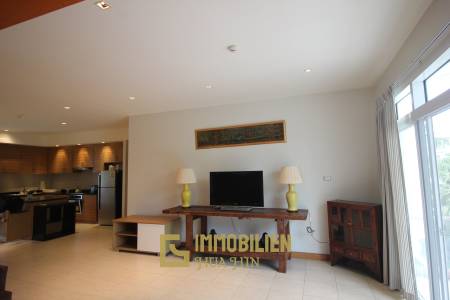 Blue Lagoon: Large 2 Bed Luxury Condo with Hotel Facilities