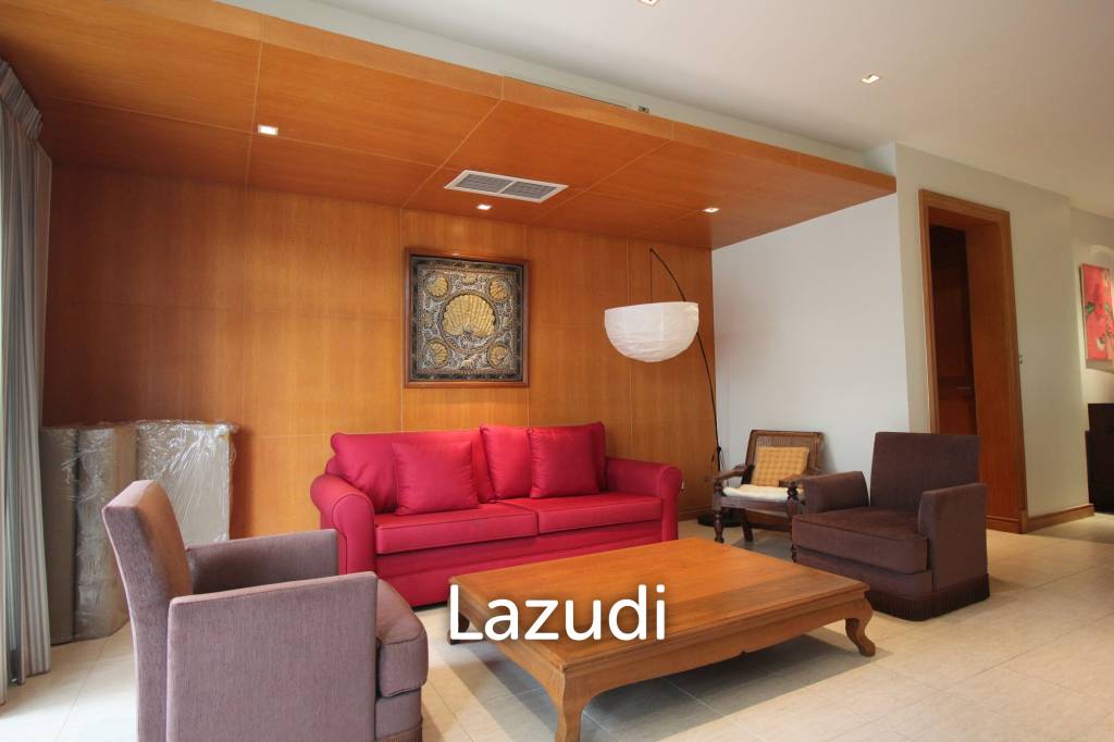 Blue Lagoon: Large 2 Bed Luxury Condo with Hotel Facilities