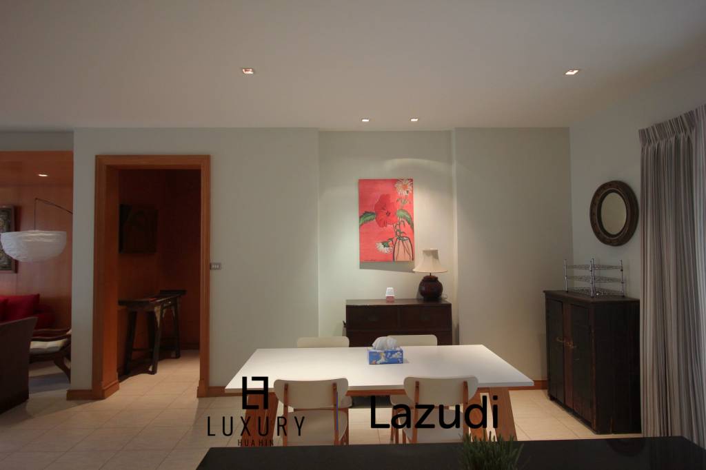 Blue Lagoon: Large 2 Bed Luxury Condo with Hotel Facilities