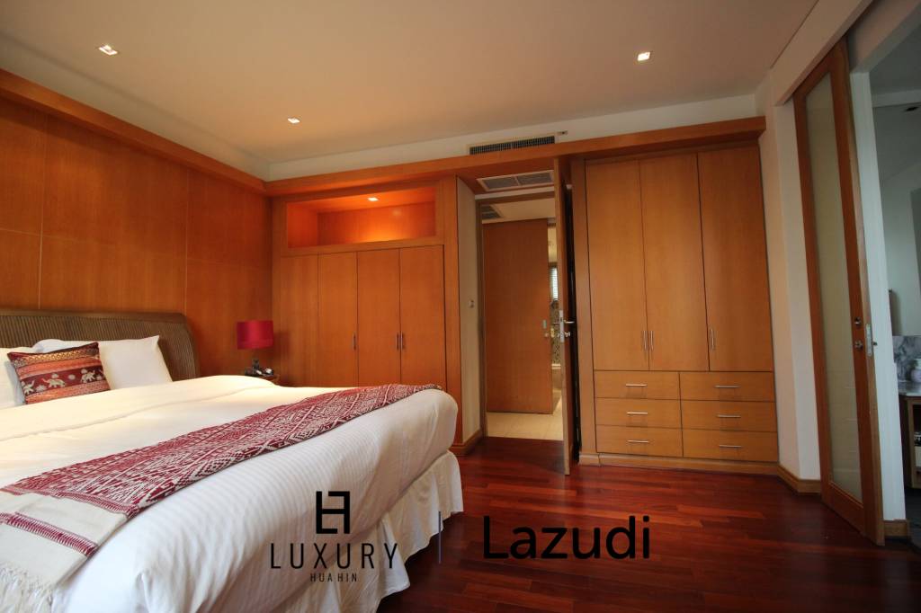 Blue Lagoon: Large 2 Bed Luxury Condo with Hotel Facilities