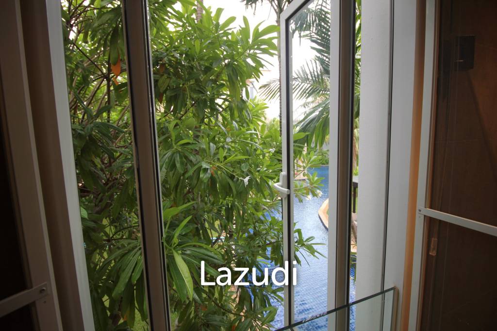 Blue Lagoon: Large 2 Bed Luxury Condo with Hotel Facilities