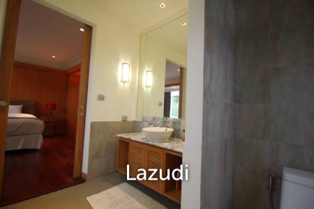 Blue Lagoon: Large 2 Bed Luxury Condo with Hotel Facilities