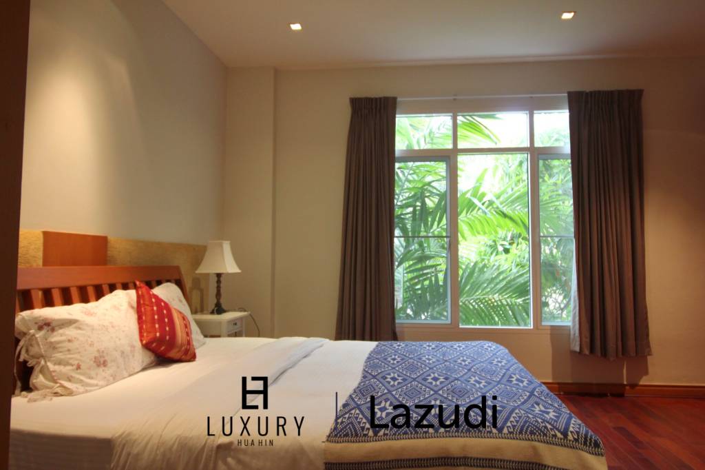 Blue Lagoon: Large 2 Bed Luxury Condo with Hotel Facilities