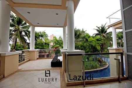 Blue Lagoon: Large 2 Bed Luxury Condo with Hotel Facilities