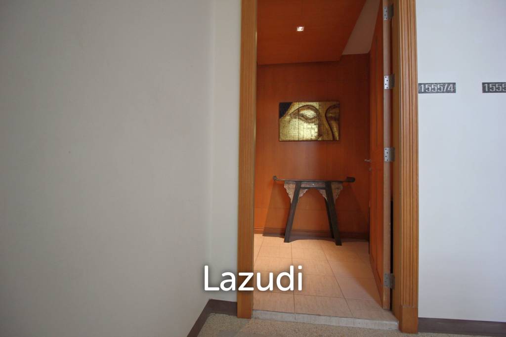 Blue Lagoon: Large 2 Bed Luxury Condo with Hotel Facilities