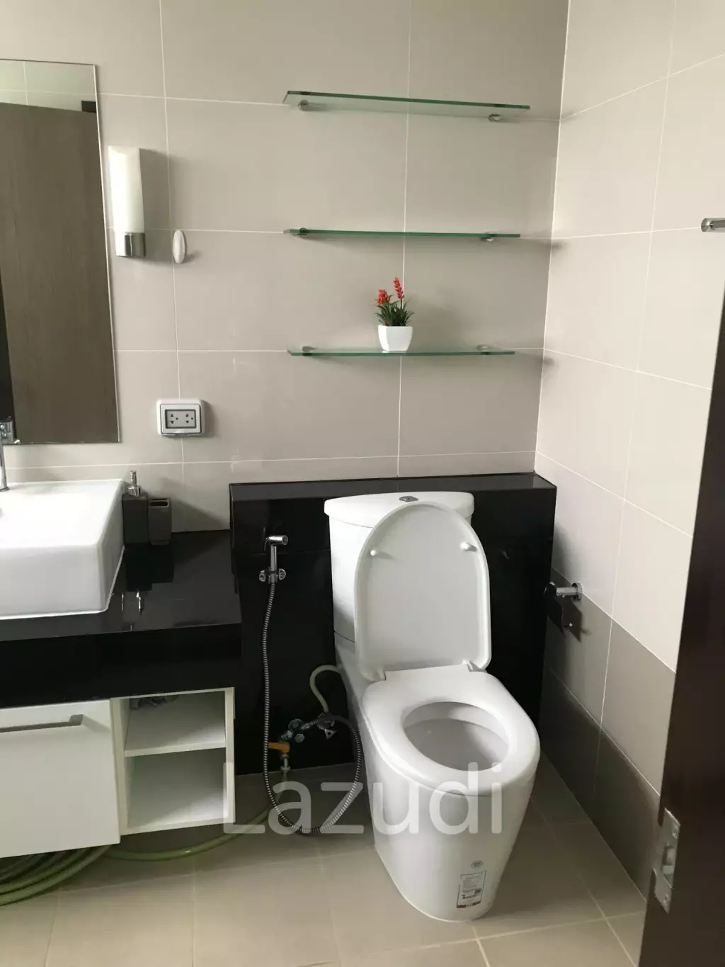 2 Bed 2 Bath 105 Sqm Condo For Sale