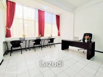 Sewa Kantor Coworking Space di Surabaya Dekat Kampus UWKS, Ciputra World Surabaya, Islamic Centre Surabaya