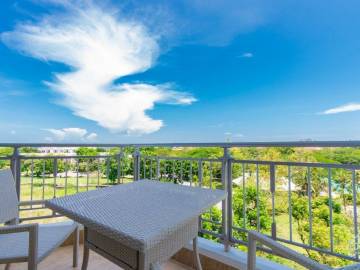 BOATHOUSE : Luxury 1 bed Duplex Condo