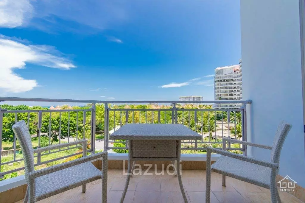 BOATHOUSE : Luxury 1 bed Duplex Condo