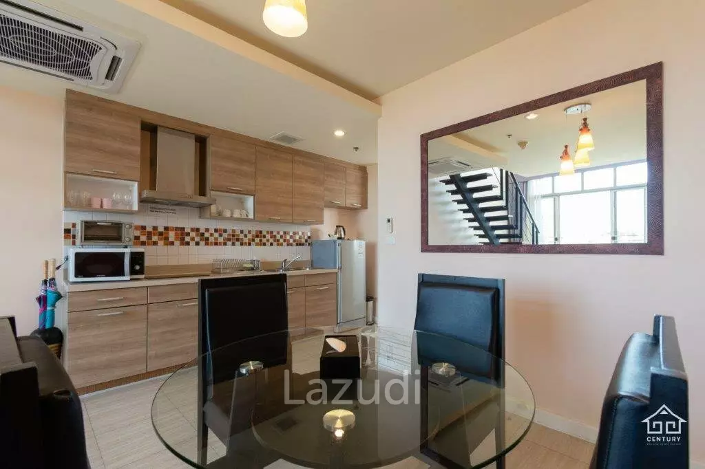 BOATHOUSE : Luxury 1 bed Duplex Condo