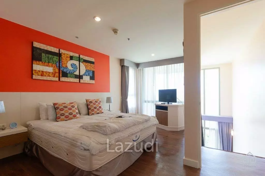 BOATHOUSE : Luxury 1 bed Duplex Condo