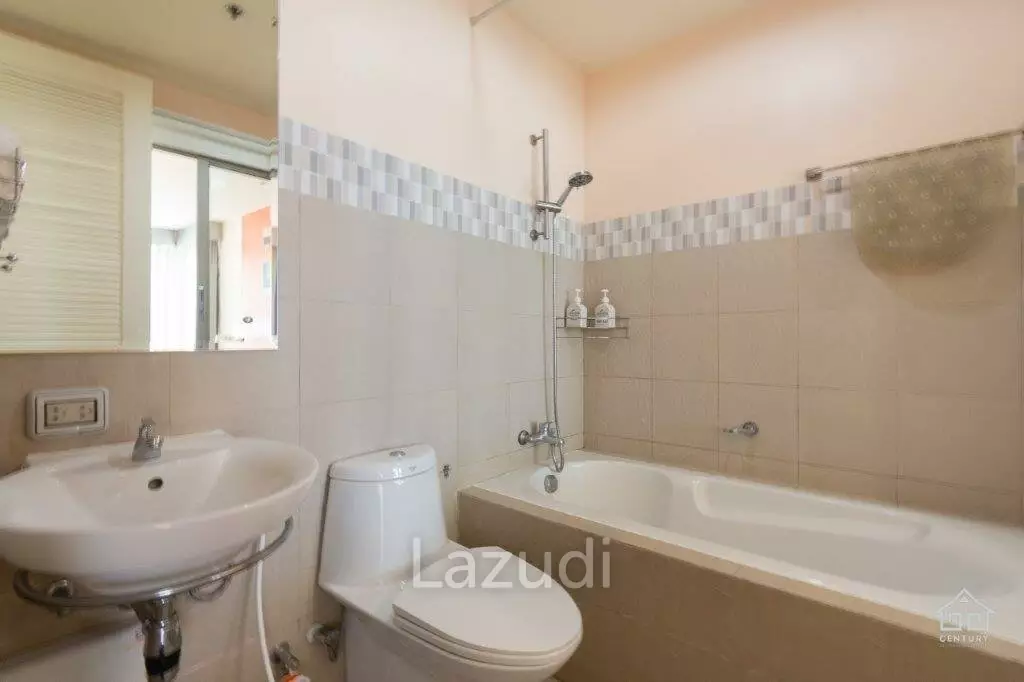 BOATHOUSE : Luxury 1 bed Duplex Condo