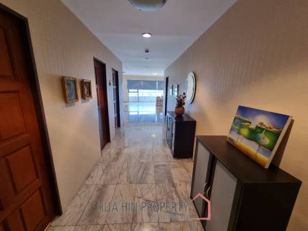 Krisada Condotel cliff and park pattaya