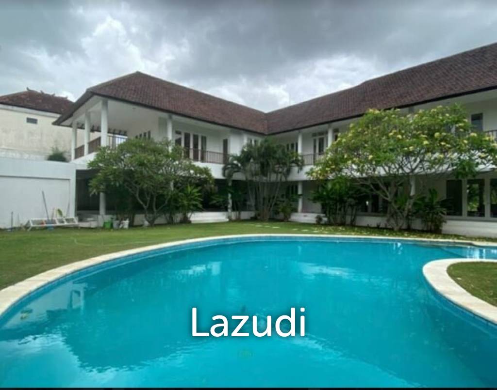 Large Family home 4 Bedroom, semi Furnished Leasehold in Umalas Badung Bali