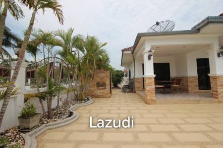 Tropical Garden Village: Good Value 3 Bedroom Pool Villa