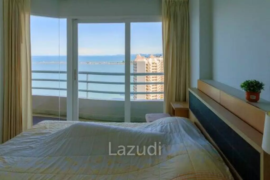 3 Bedroom Condo Sea View