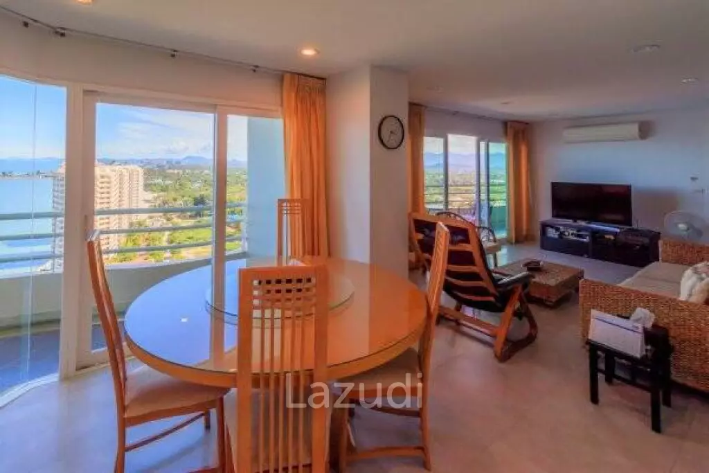 3 Bedroom Condo Sea View