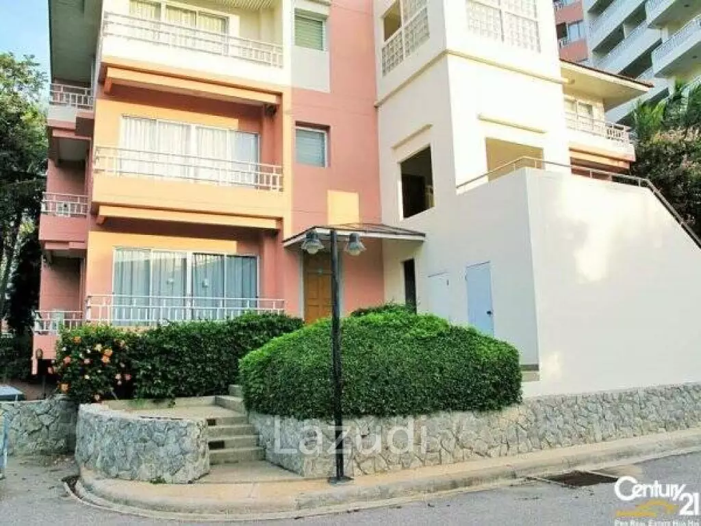 BEACH FRONT 2 BED CONDO FOR RENT