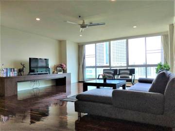 3 Bed 3 Bath 230 Sqm Condo For Rent