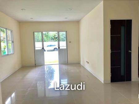 2 Storeys House 4 Beds 3 Baths in Chiang Mai