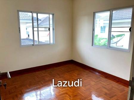 2 Storeys House 4 Beds 3 Baths in Chiang Mai