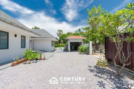 1,310 metro cuadrado 3 ` 4 Baño Villa de Venta