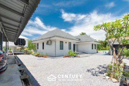 1,310 metro cuadrado 3 ` 4 Baño Villa de Venta