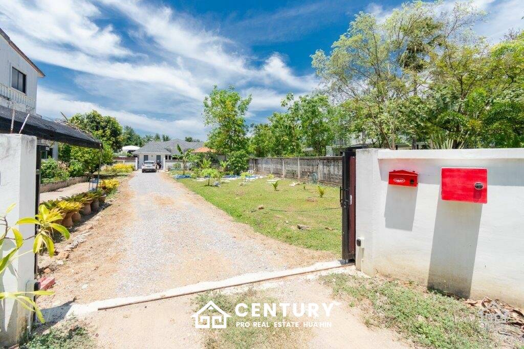 1,310 metro cuadrado 3 ` 4 Baño Villa de Venta