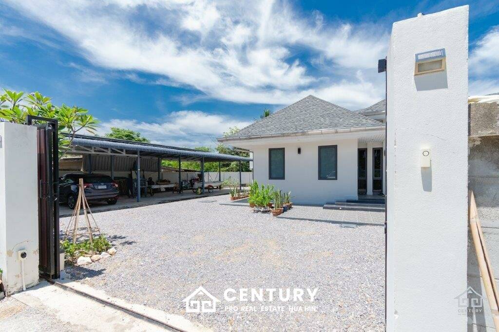 1,310 metro cuadrado 3 ` 4 Baño Villa de Venta