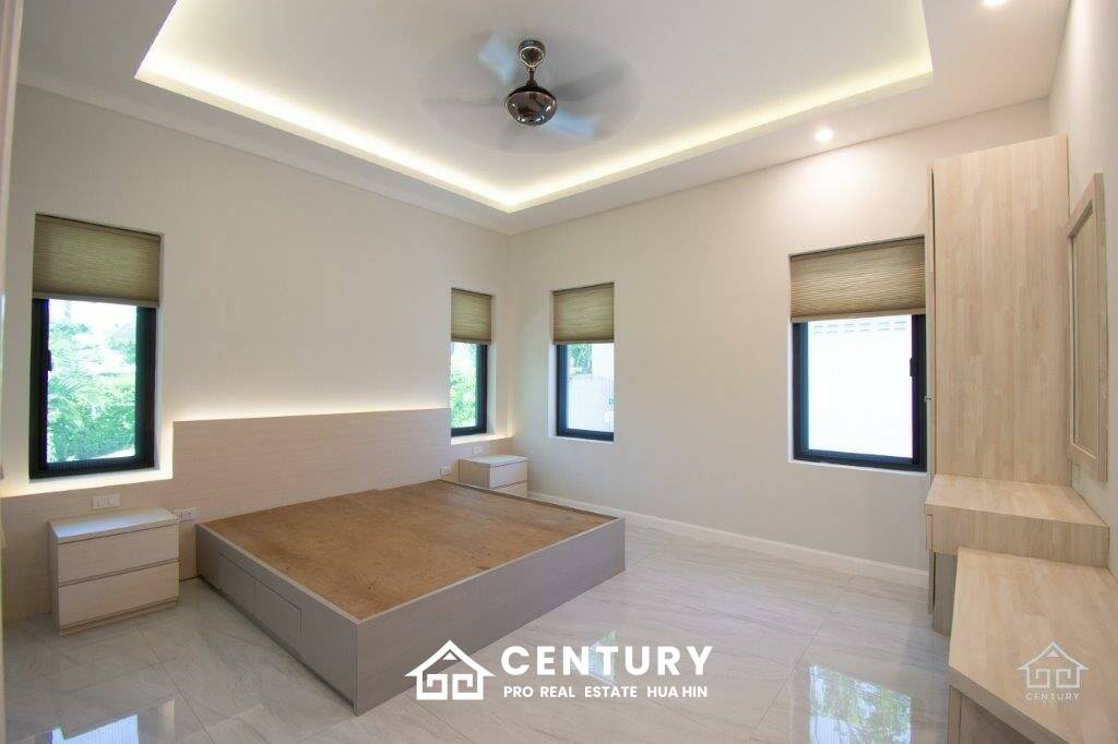 1,310 metro cuadrado 3 ` 4 Baño Villa de Venta