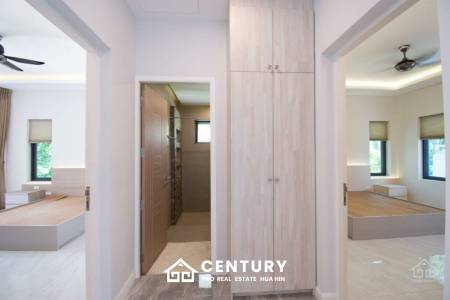 1,310 metro cuadrado 3 ` 4 Baño Villa de Venta