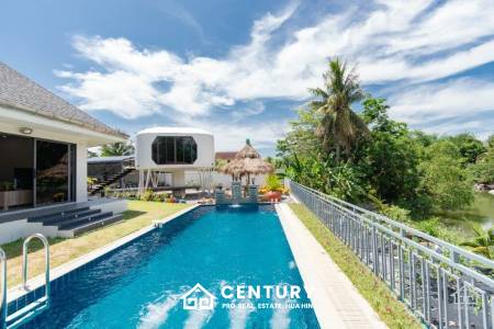 1,310 metro cuadrado 3 ` 4 Baño Villa de Venta