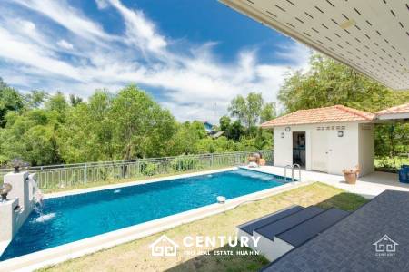 1,310 metro cuadrado 3 ` 4 Baño Villa de Venta