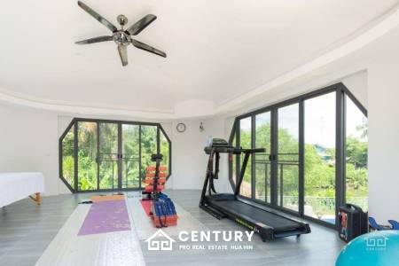 1,310 metro cuadrado 3 ` 4 Baño Villa de Venta