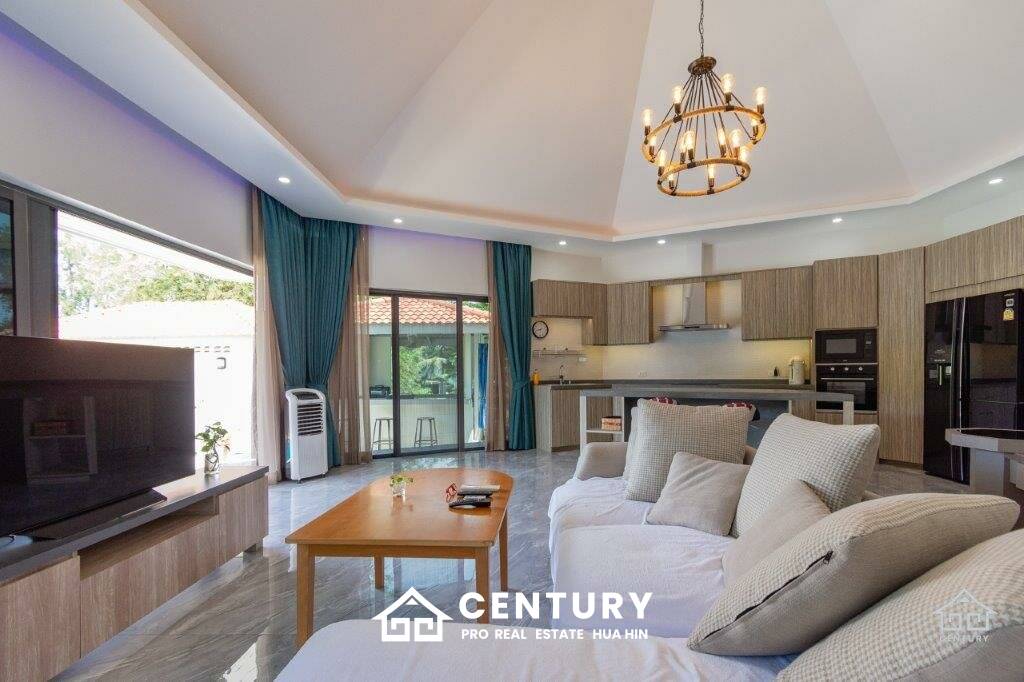 1,310 metro cuadrado 3 ` 4 Baño Villa de Venta