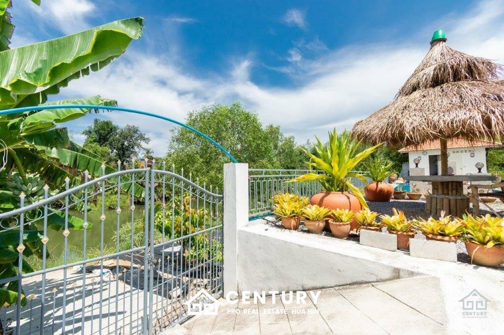 1,310 metro cuadrado 3 ` 4 Baño Villa de Venta